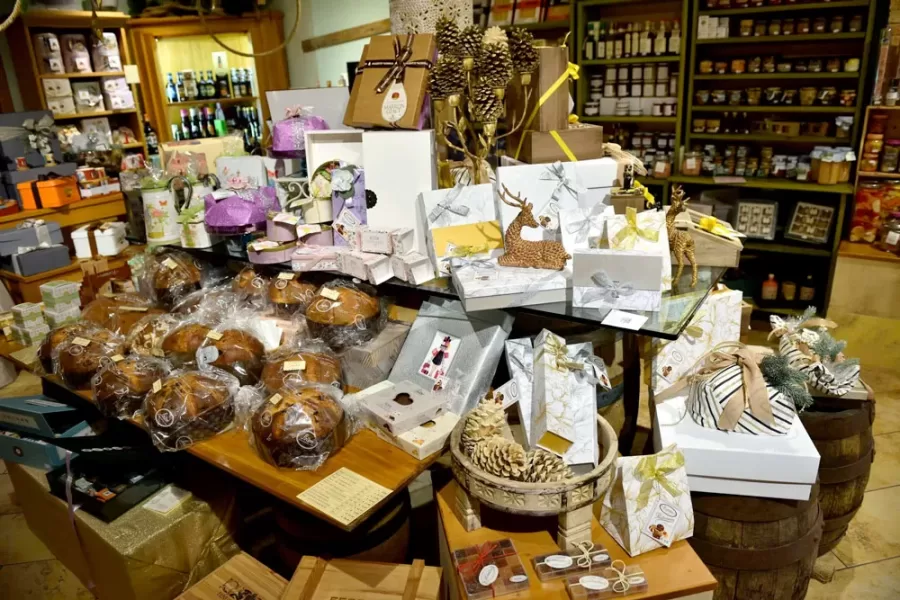 negozio-prodotti-natale negozio-prodotti-natale